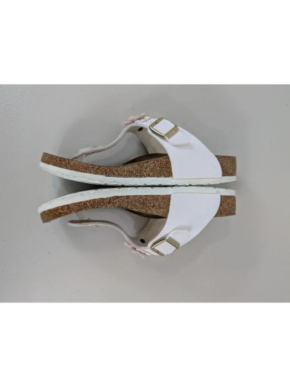 Birkenstock Gizeh flower kid's sandals with white thong feature size 3